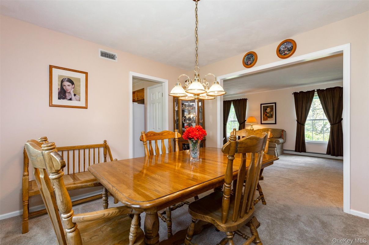 Chandelier, Dining room, Interior