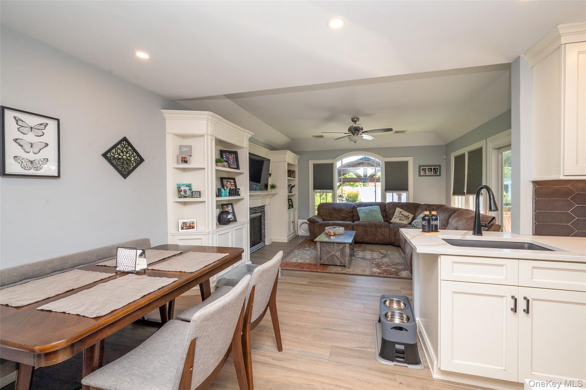 Dining room, Interior, Kitchen, Living room, Recessed Lighting, Wood Texture Flooring