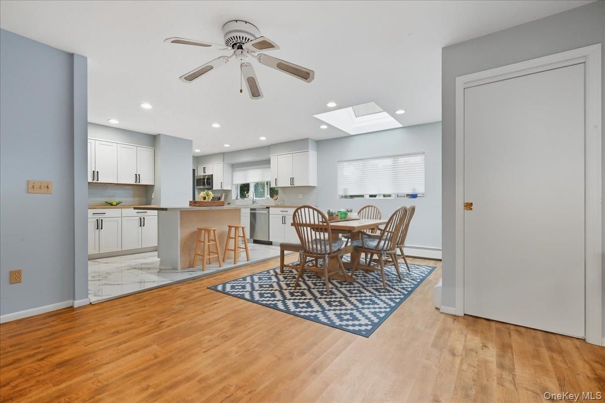 Dining room, Interior, Kitchen, Recessed Lighting, Wood Texture Flooring