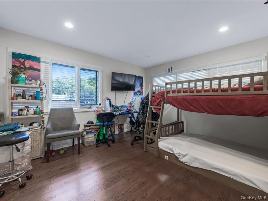 Bedroom, Home Office, Interior, Recessed Lighting, Wood Texture Flooring