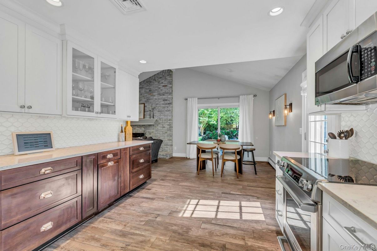 Dining room, Interior, Kitchen, Recessed Lighting, Stone Walls, Wood Texture Flooring
