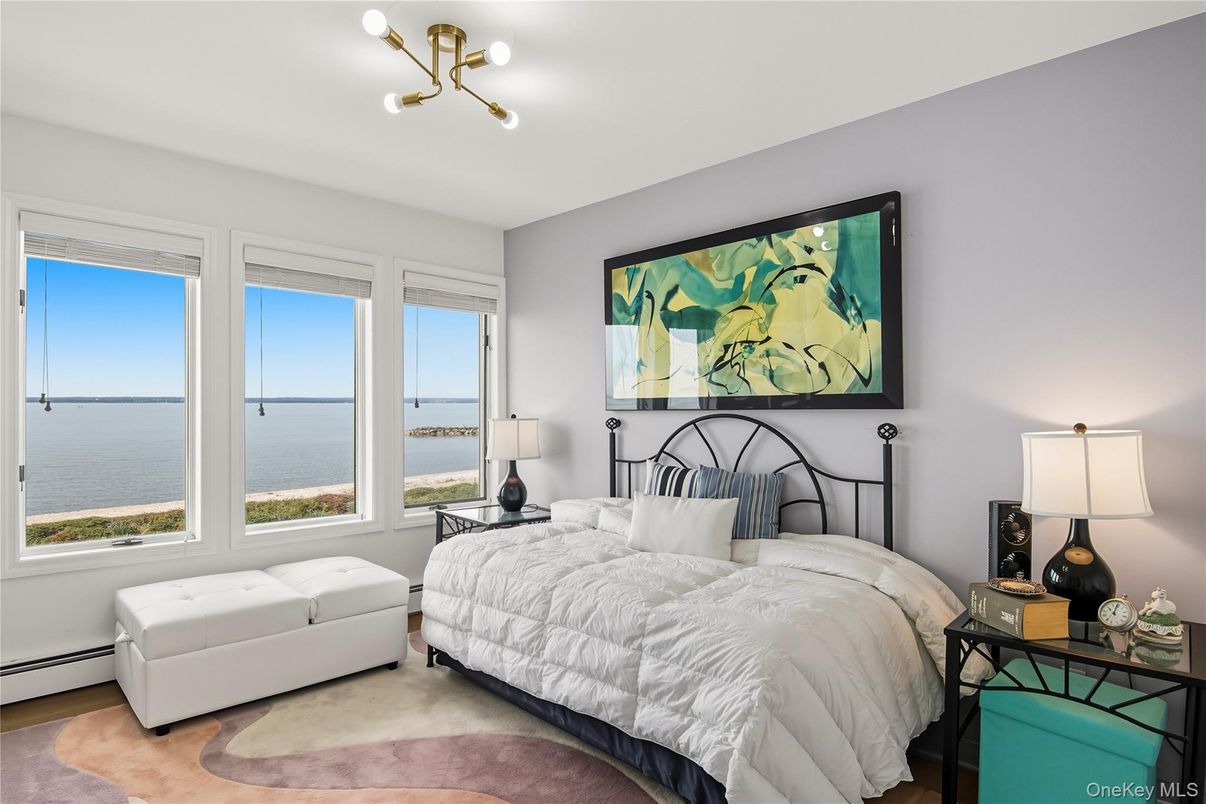 Bedroom, Interior, Water