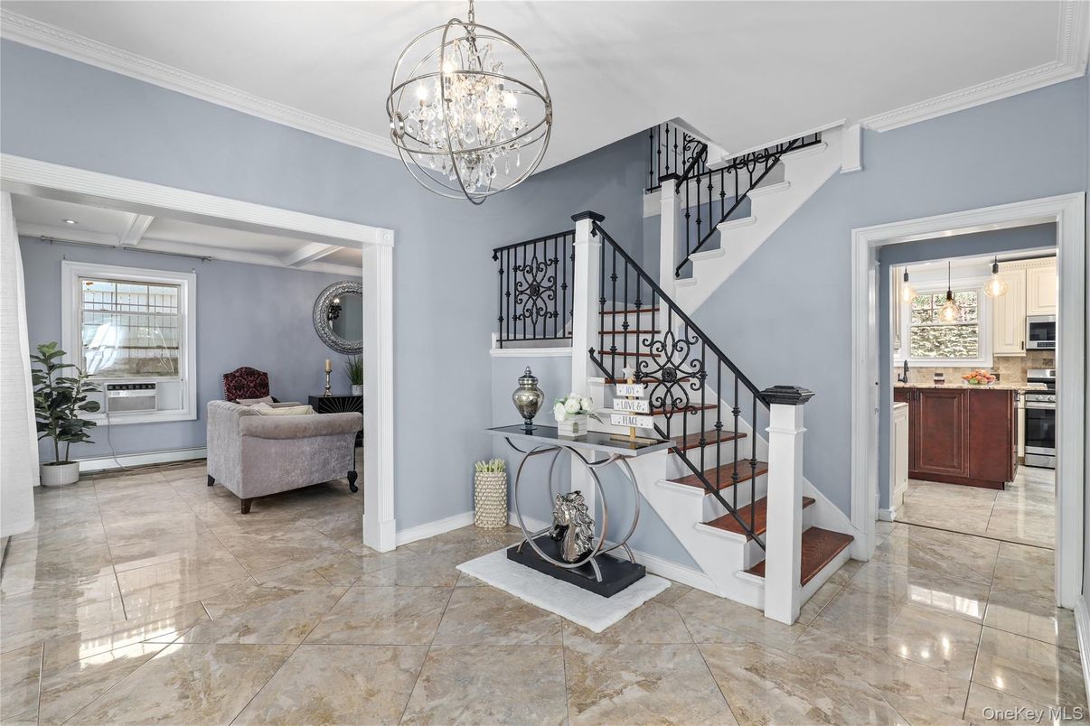 Chandelier, Interior, Kitchen, Pendant Lights