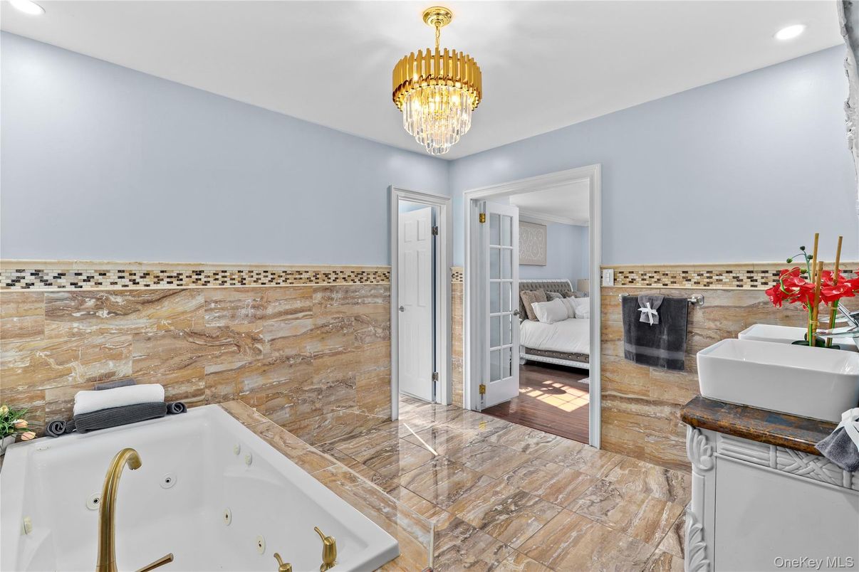 Bathroom, Bedroom, Chandelier, Interior, Recessed Lighting, Wood Texture Flooring