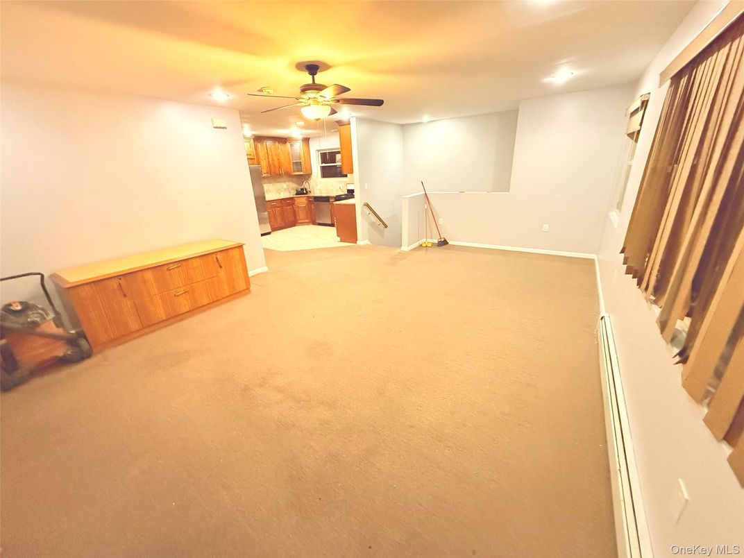 Empty room, Interior, Kitchen, Recessed Lighting