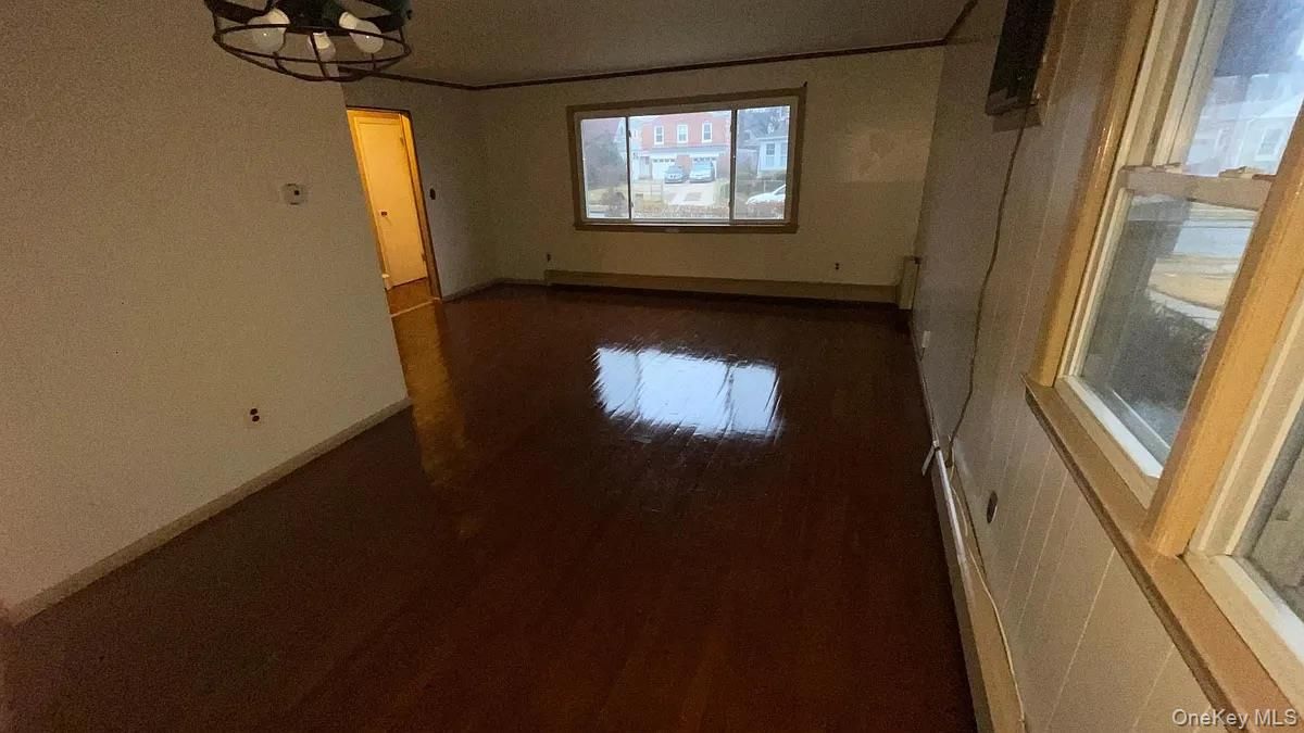 Chandelier, Empty room, Interior, Wood Texture Flooring