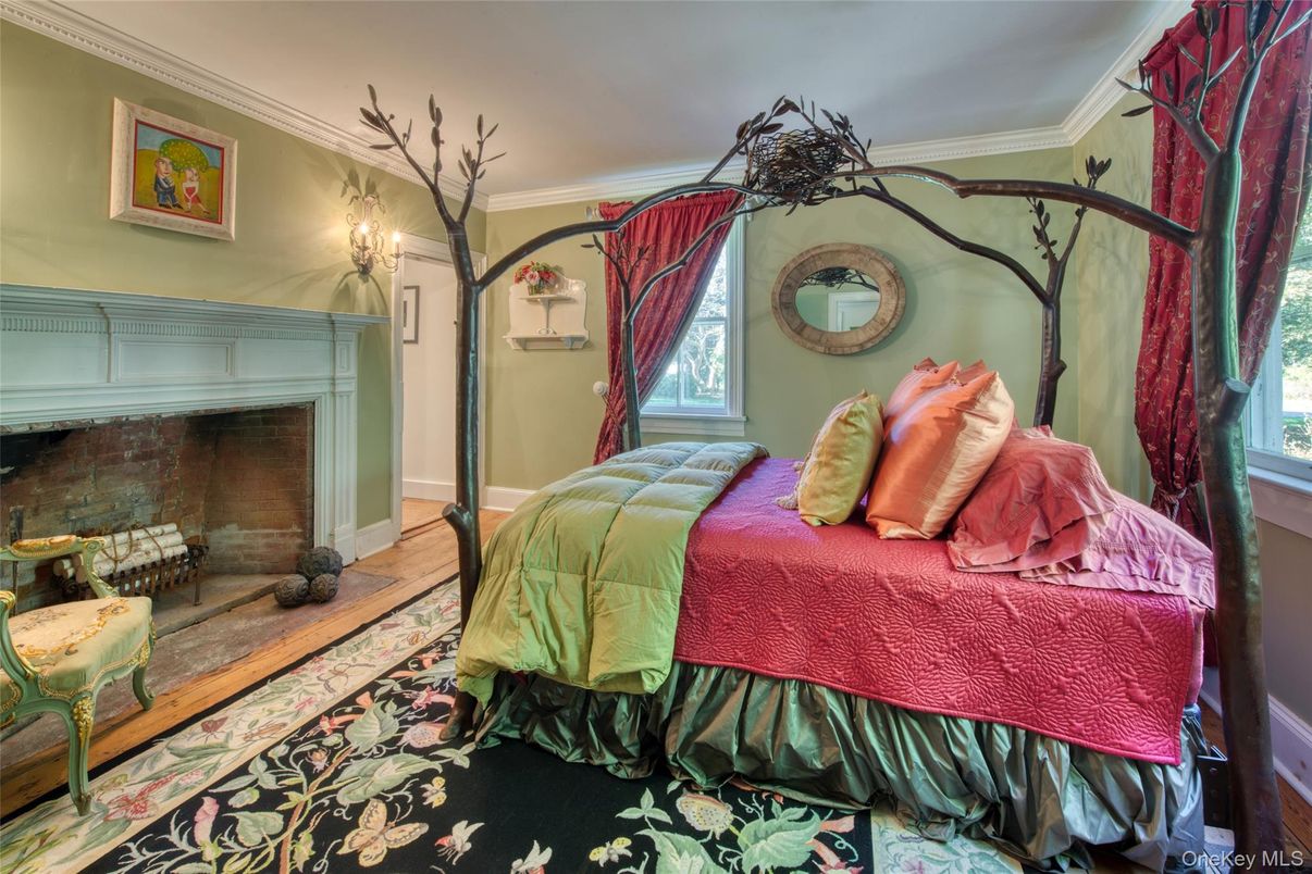 Bedroom, Fireplace, Interior, Wood Texture Flooring