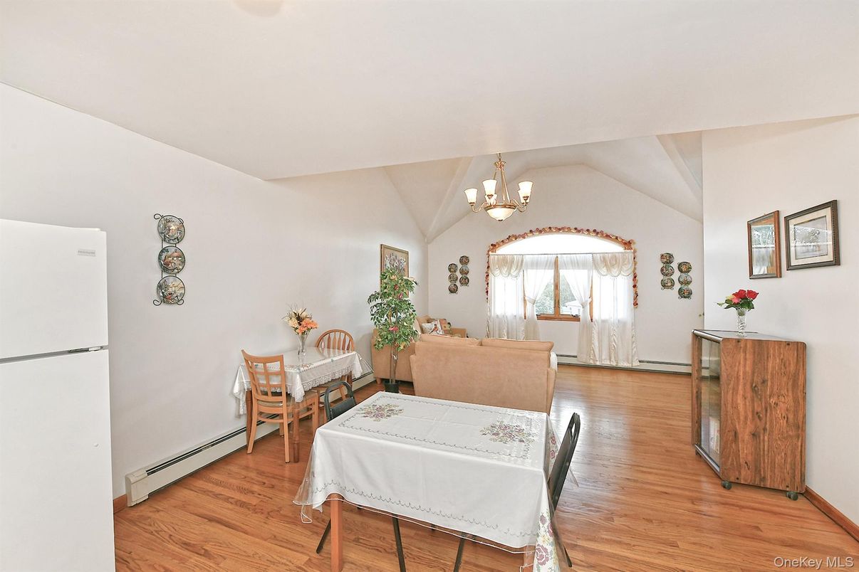 Chandelier, Dining room, Interior, Living room, Wood Texture Flooring