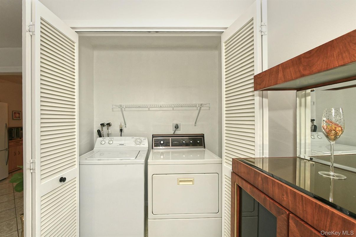 Interior, Utility Closets, Washer