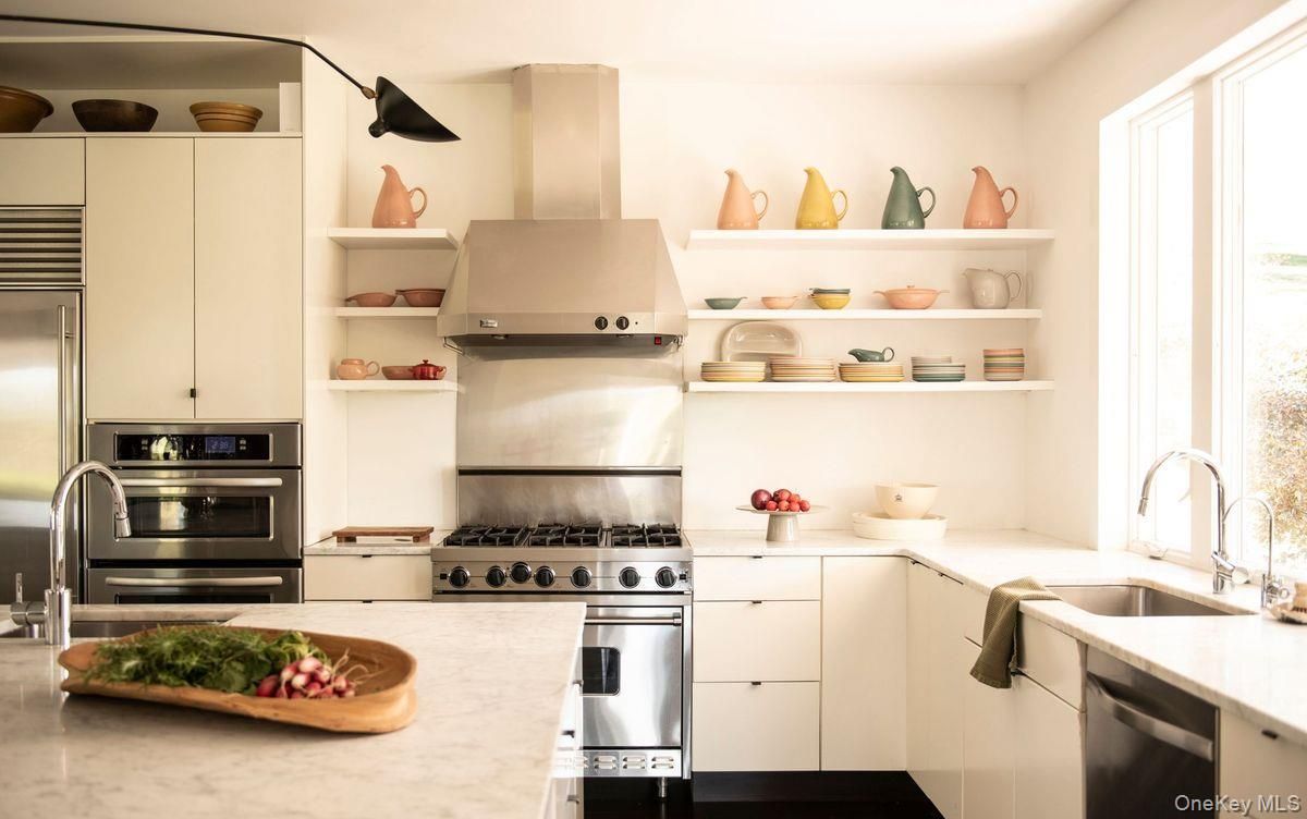 Interior, Kitchen, Stainless Steel Appliances