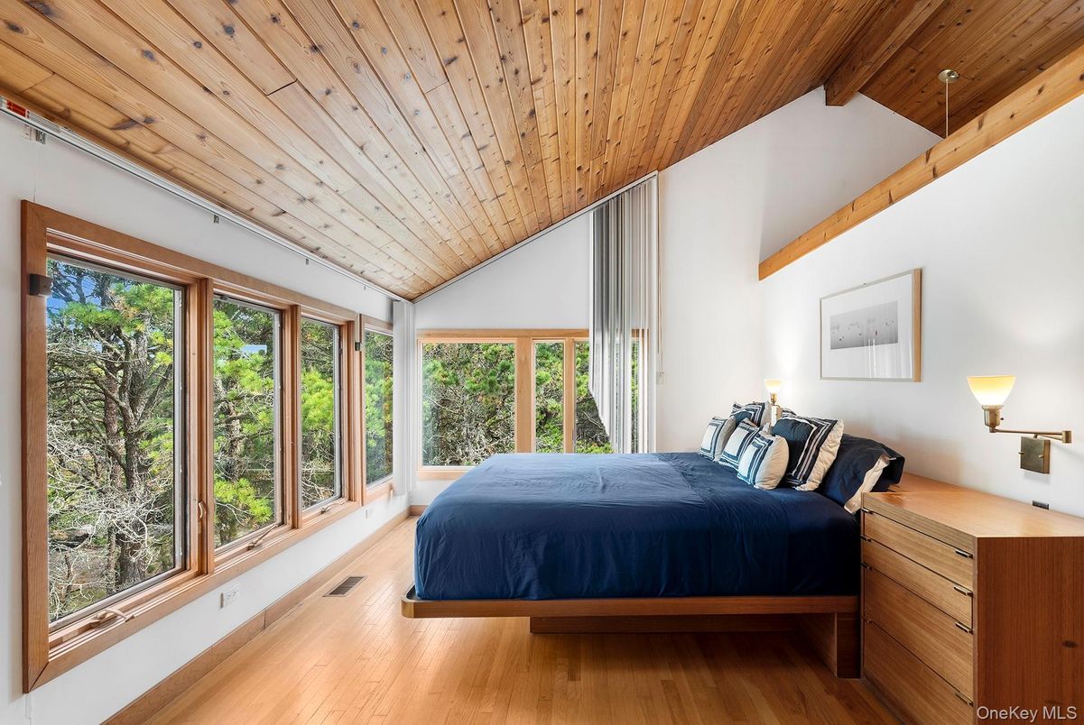 Bedroom, Interior, Wooden Beams, Wooden Ceilings, Wood Texture Flooring