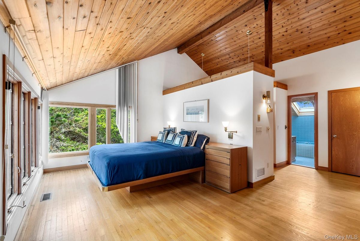 Bedroom, Interior, Wooden Beams, Wooden Ceilings, Wood Texture Flooring