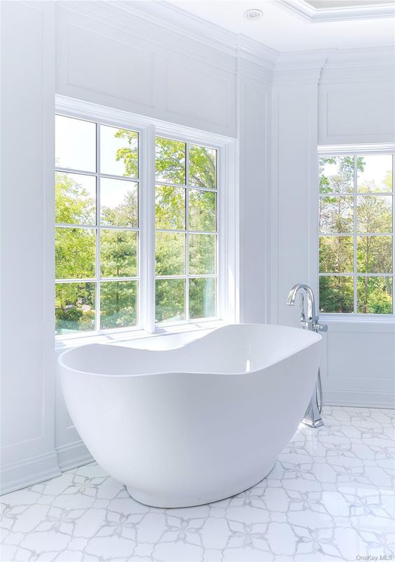 Bathroom, Free Standing Baths, Interior, Marble, Recessed Lighting