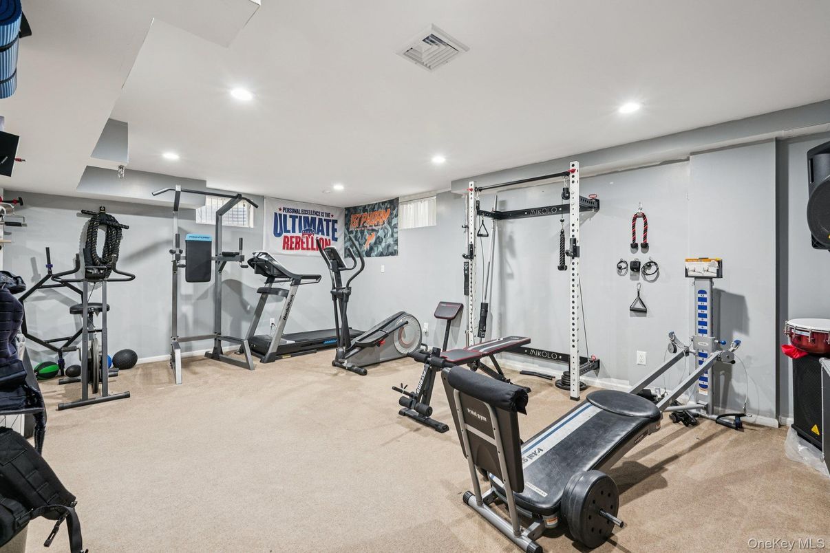 Fitness Equipment, Interior, Recessed Lighting