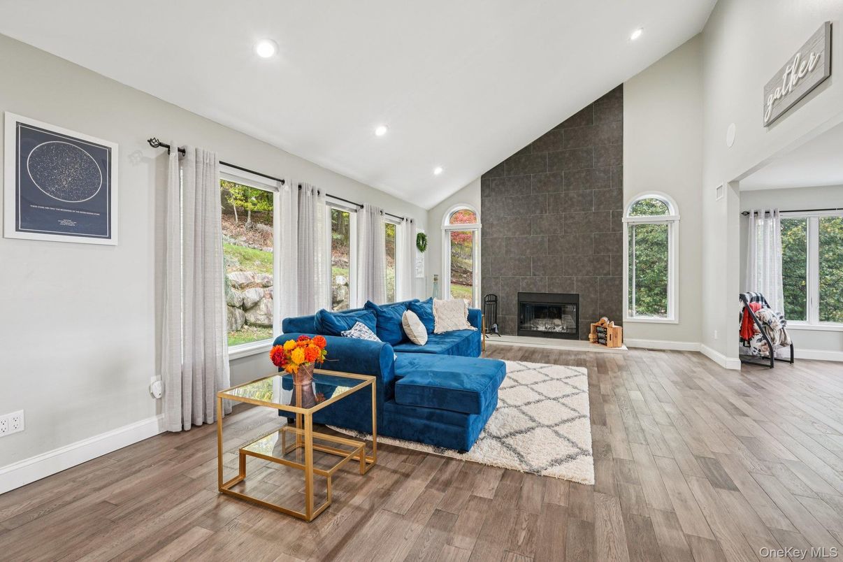 Fireplace, Interior, Living room, Recessed Lighting, Wood Texture Flooring