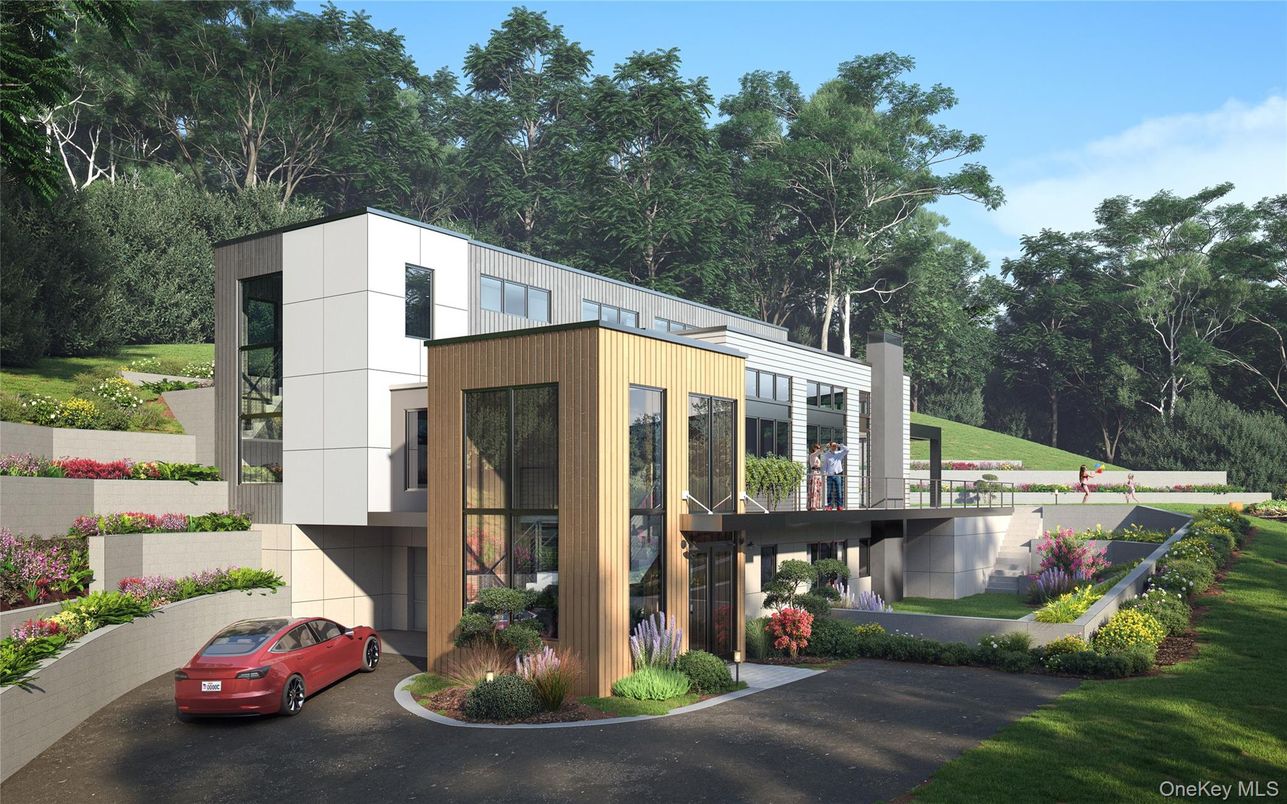 Backyard, Exterior, Facade, Modern