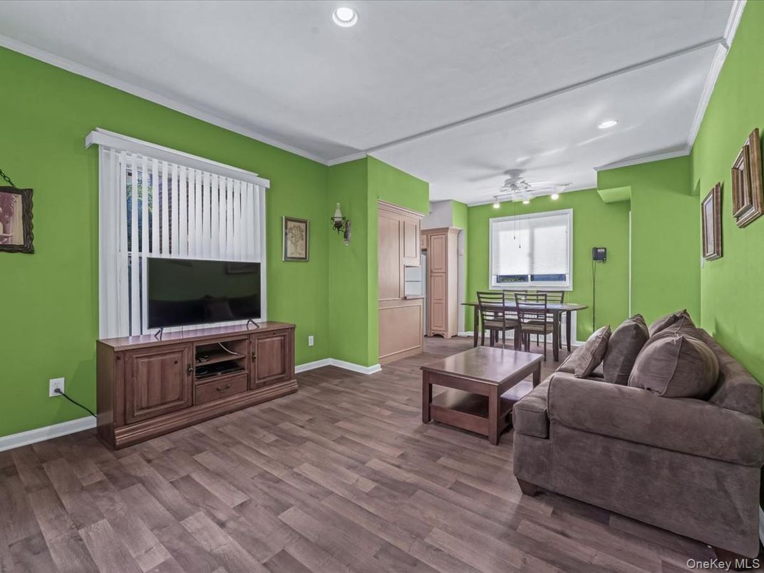 Dining room, Interior, Living room, Recessed Lighting, Wood Texture Flooring