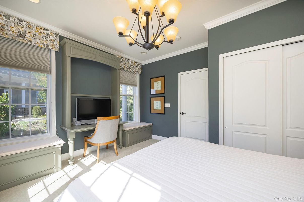 Bedroom, Chandelier, Home Office, Interior