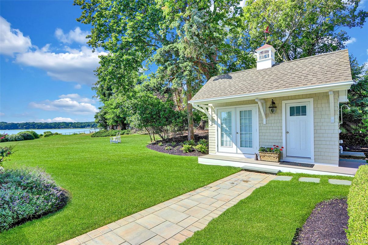 Backyard, Exterior, Water