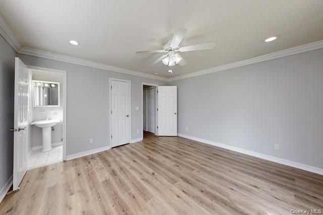 Bathroom, Empty room, Interior, Recessed Lighting, Wood Texture Flooring