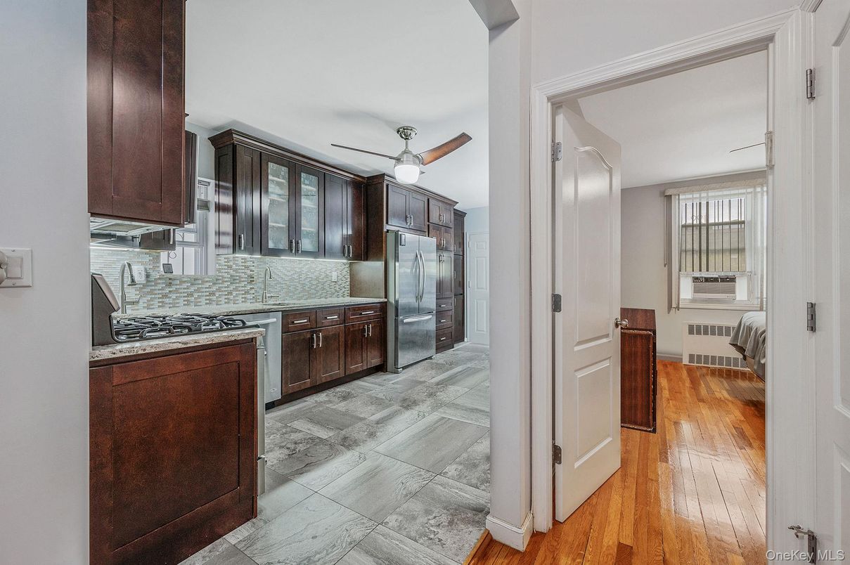 Interior, Kitchen, Stainless Steel Appliances, Wood Texture Flooring