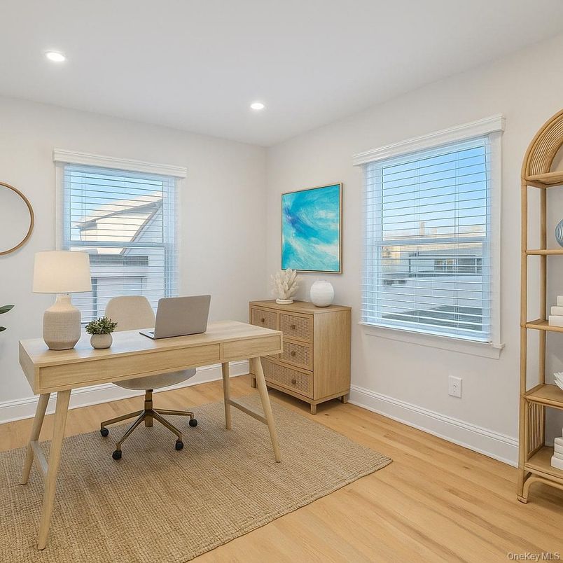 Home Office, Interior, Recessed Lighting, Wood Texture Flooring