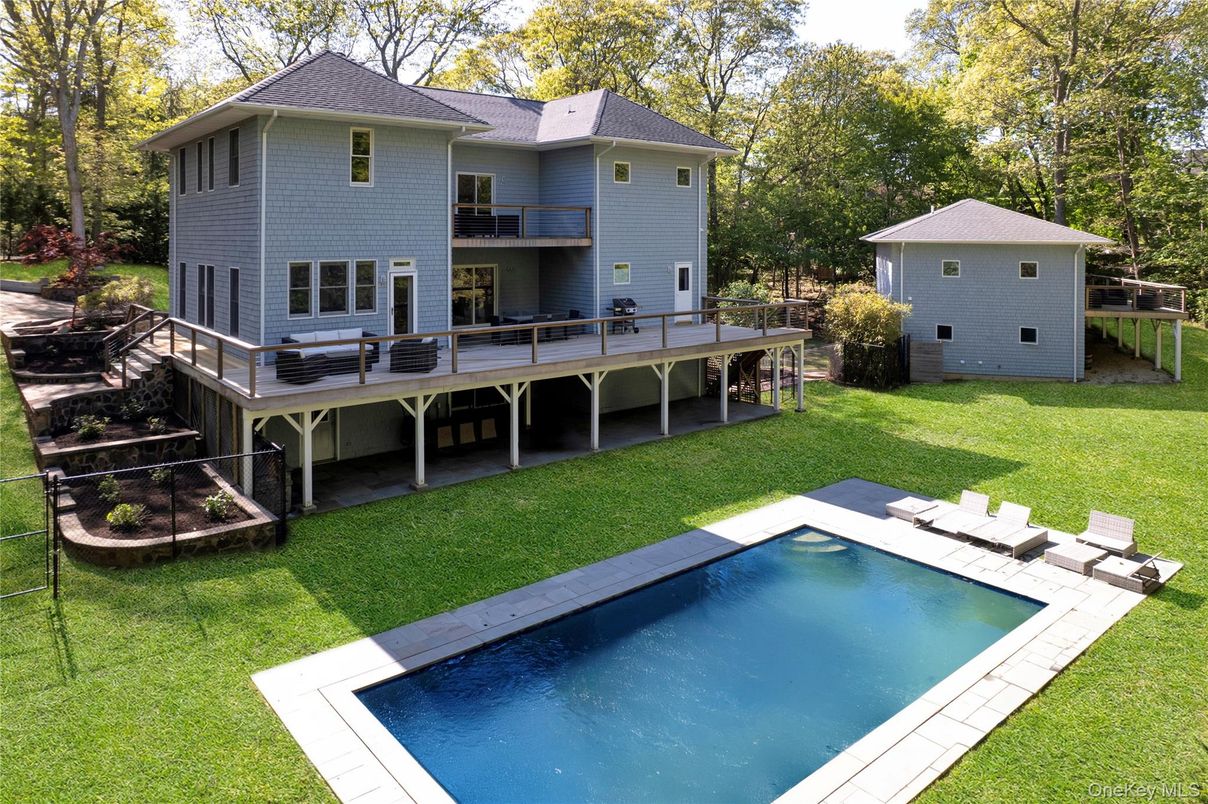 Backyard, Exterior, Pool