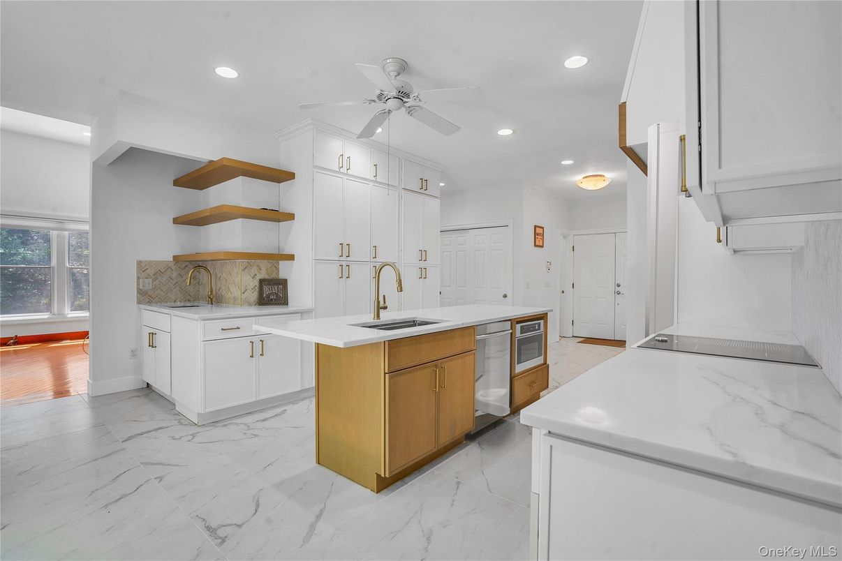 Interior, Kitchen, Marble, Recessed Lighting