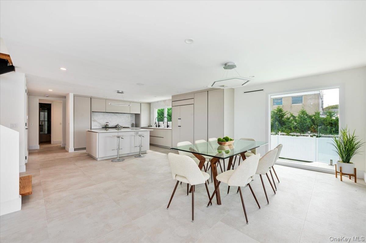 Dining room, Interior, Kitchen, Marble Walls, Pendant Lights, Recessed Lighting