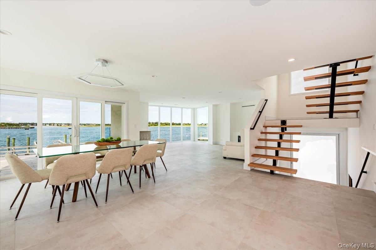 Dining room, Interior, Recessed Lighting, Water