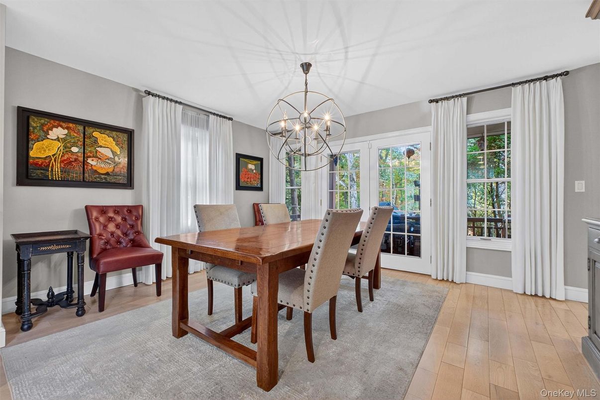 Chandelier, Dining room, Interior, Pendant Lights, Wood Texture Flooring