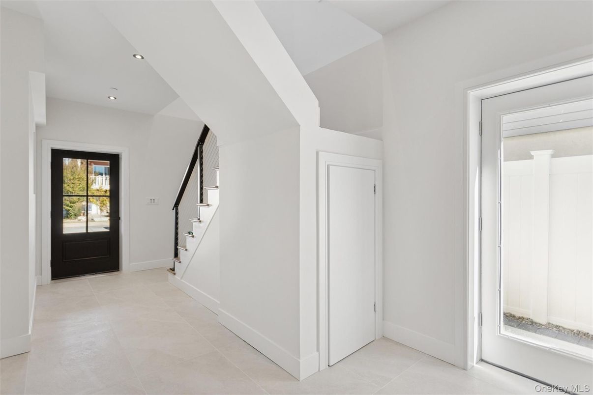 Interior, Recessed Lighting