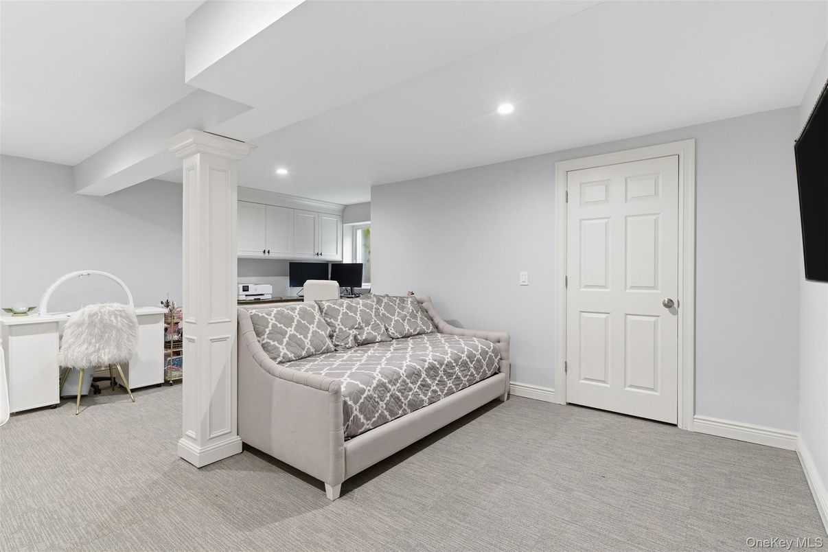 Bedroom, Home Office, Interior, Recessed Lighting