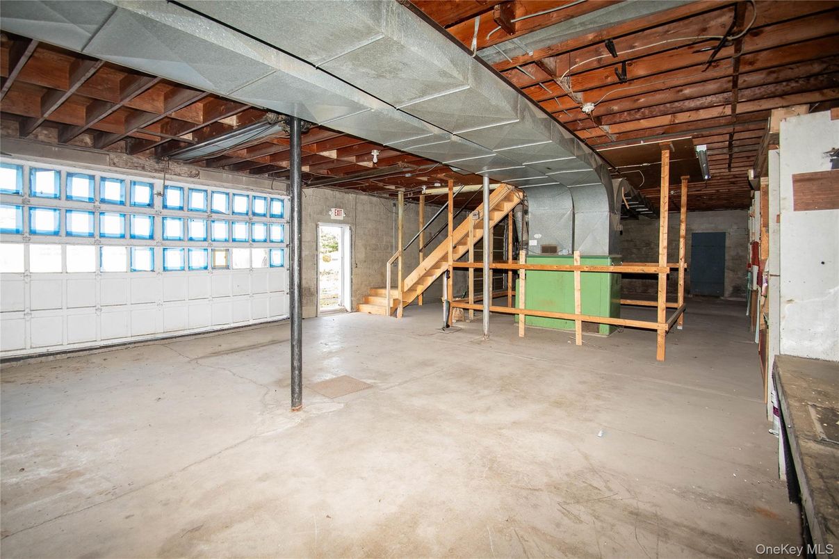 Interior, Wooden Beams