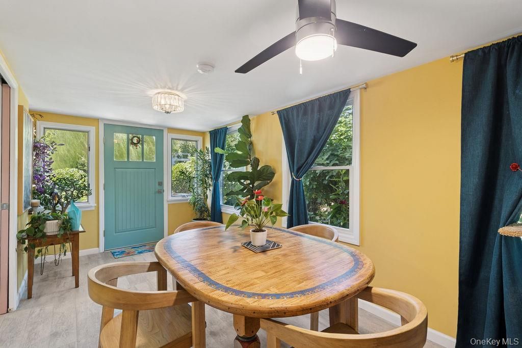 Chandelier, Dining room, Interior