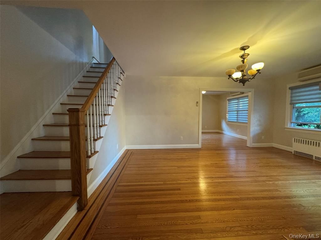 Chandelier, Empty room, Interior, Wood Texture Flooring