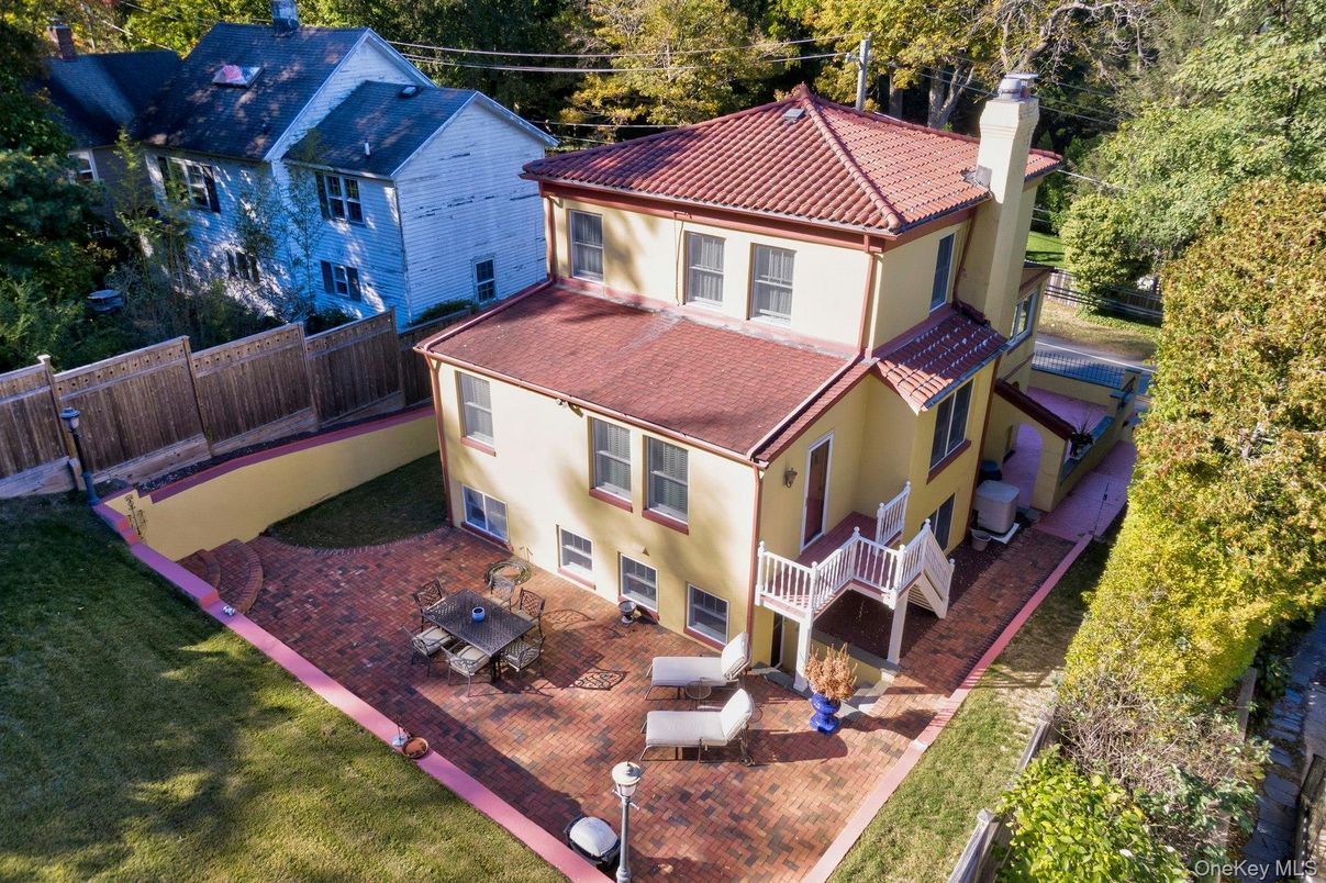 DE Listing image placeholder