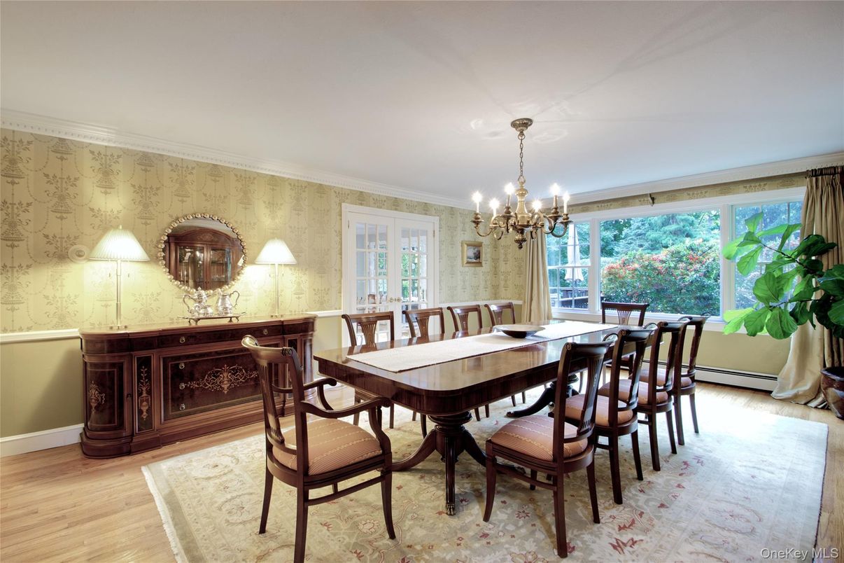 Chandelier, Dining room, Interior, Wood Texture Flooring