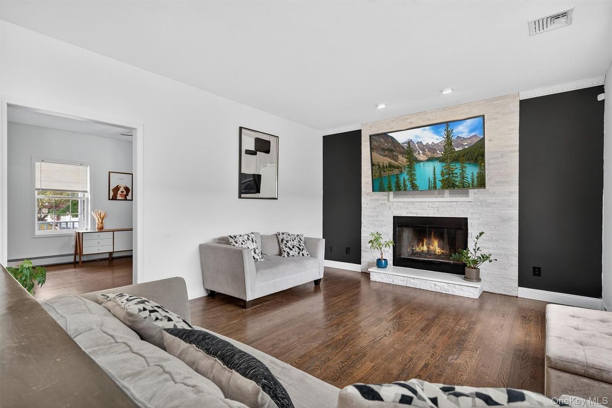 Fireplace, Interior, Living room, Recessed Lighting, Wood Texture Flooring