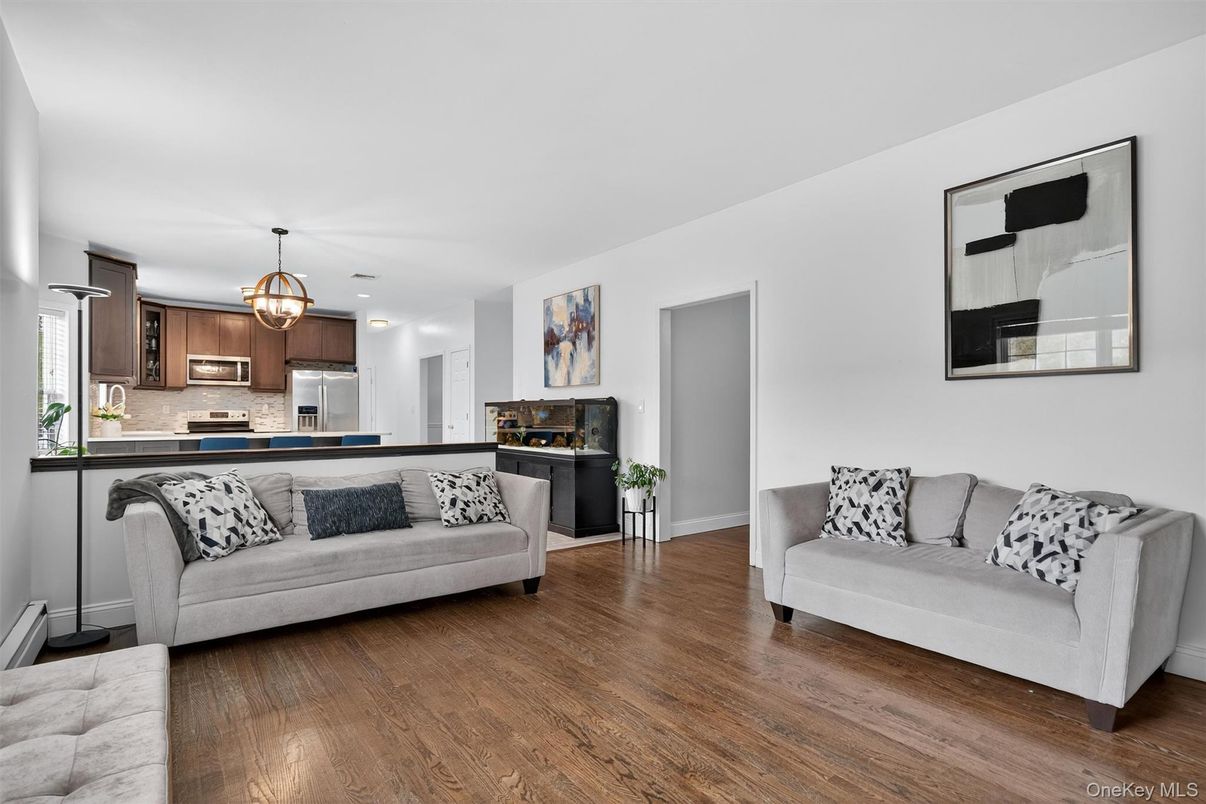 Chandelier, Interior, Kitchen, Living room, Stainless Steel Appliances, Wood Texture Flooring