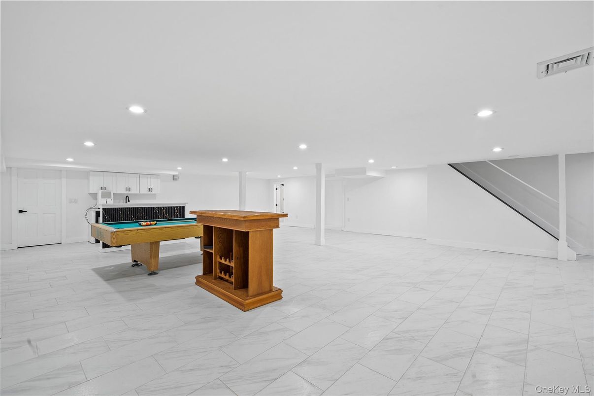 Billiard Table, Game Room, Interior, Marble, Recessed Lighting