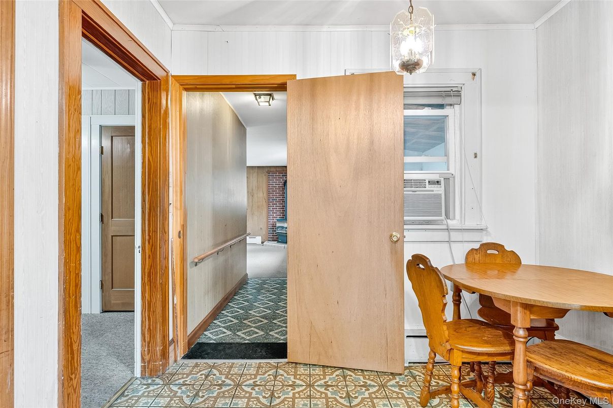 Dining room, Interior, Pendant Lights