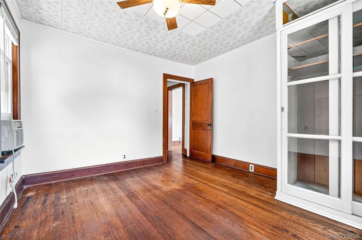 Empty room, Interior, Wood Texture Flooring