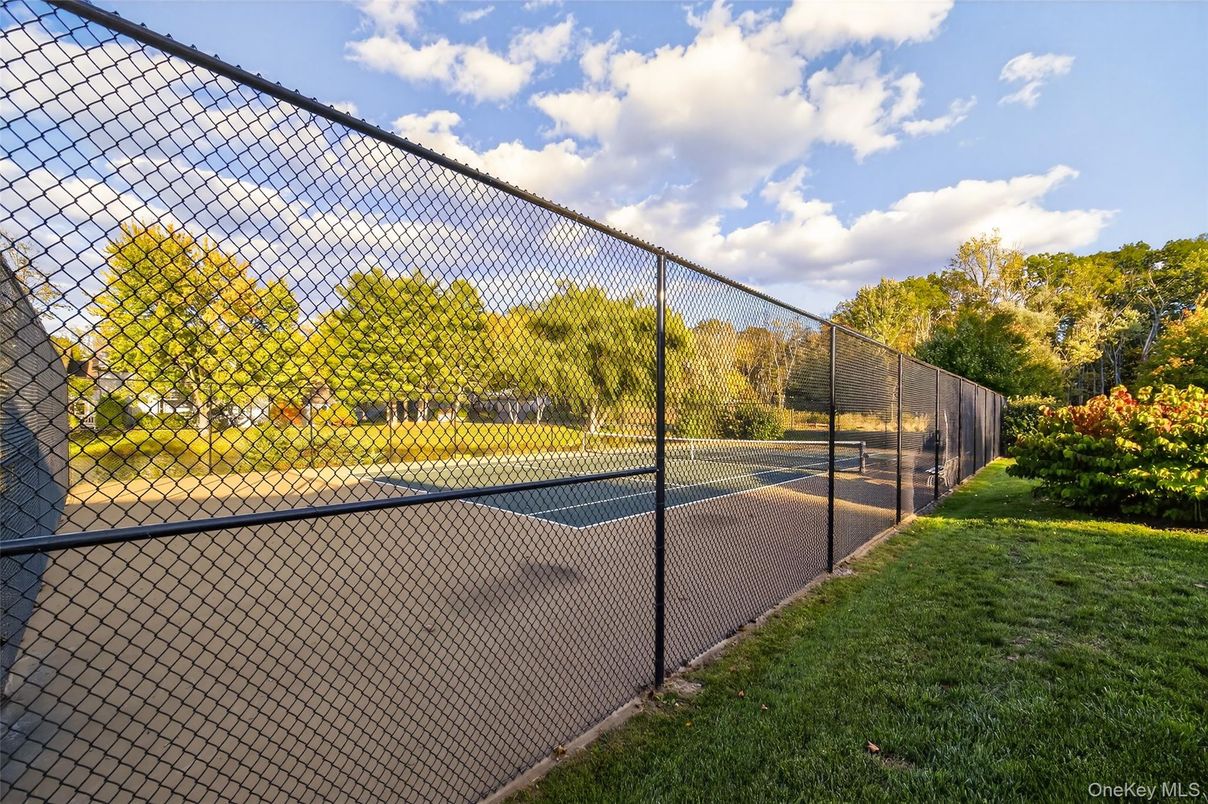Exterior, Tennis Courts