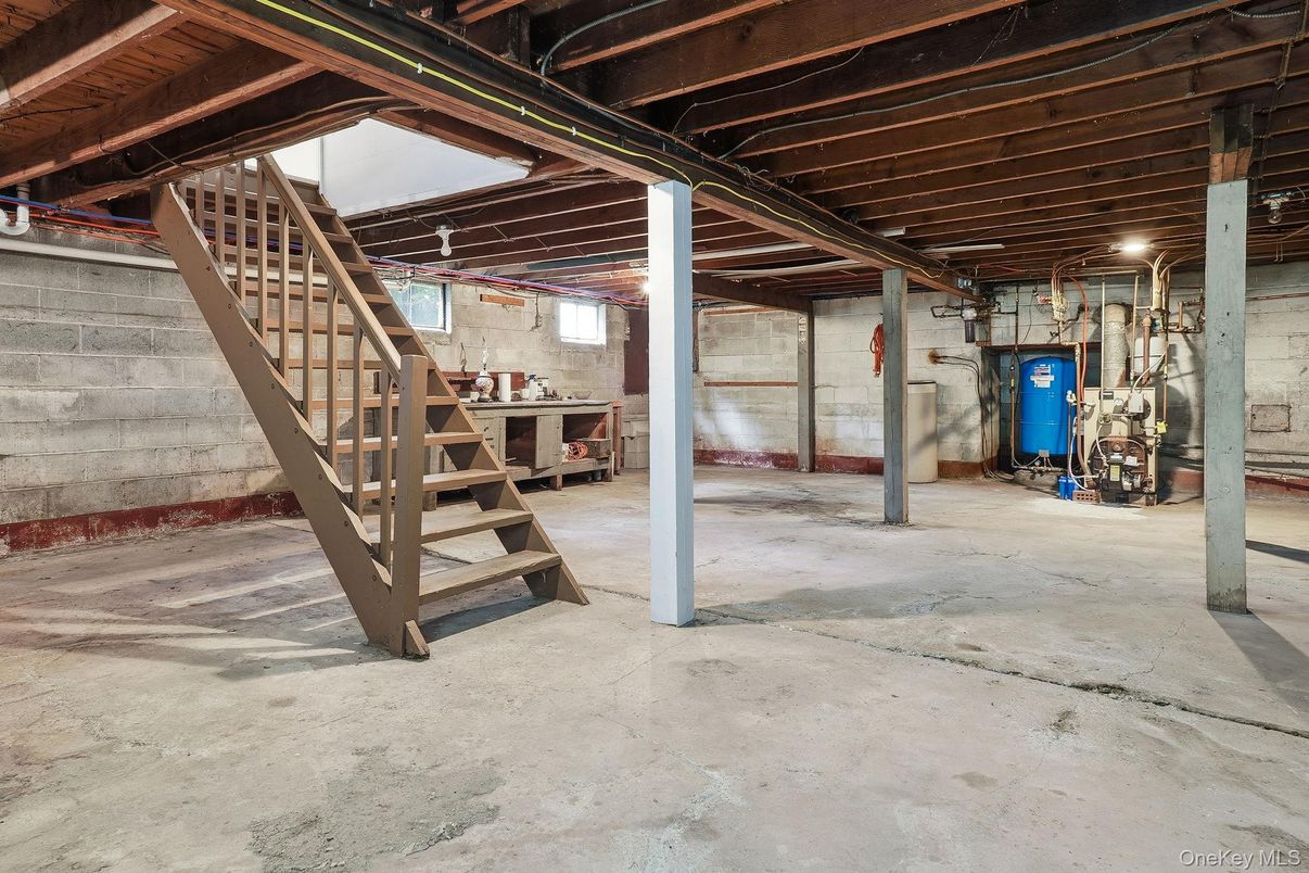Interior, Wooden Beams