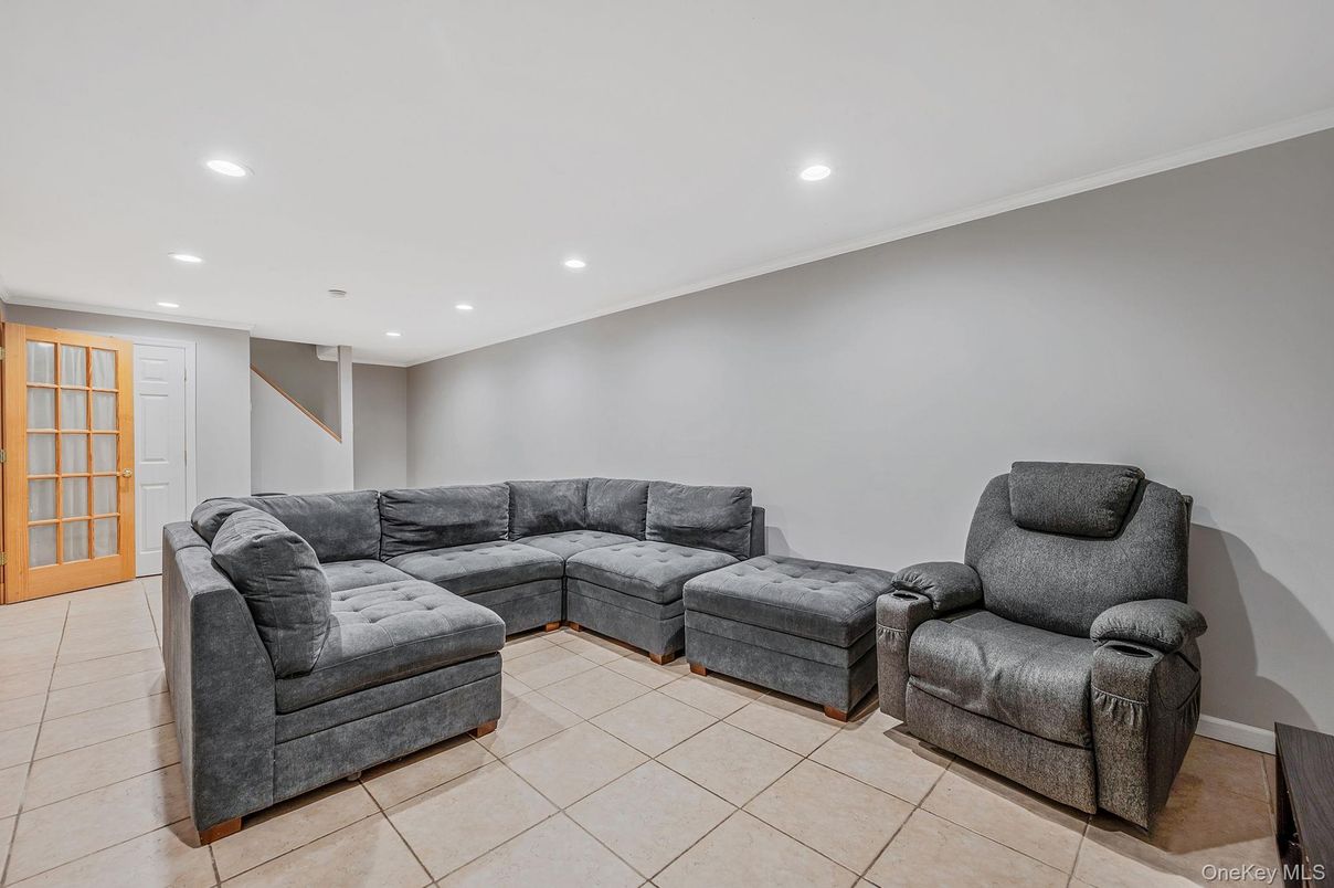 Interior, Living room, Recessed Lighting