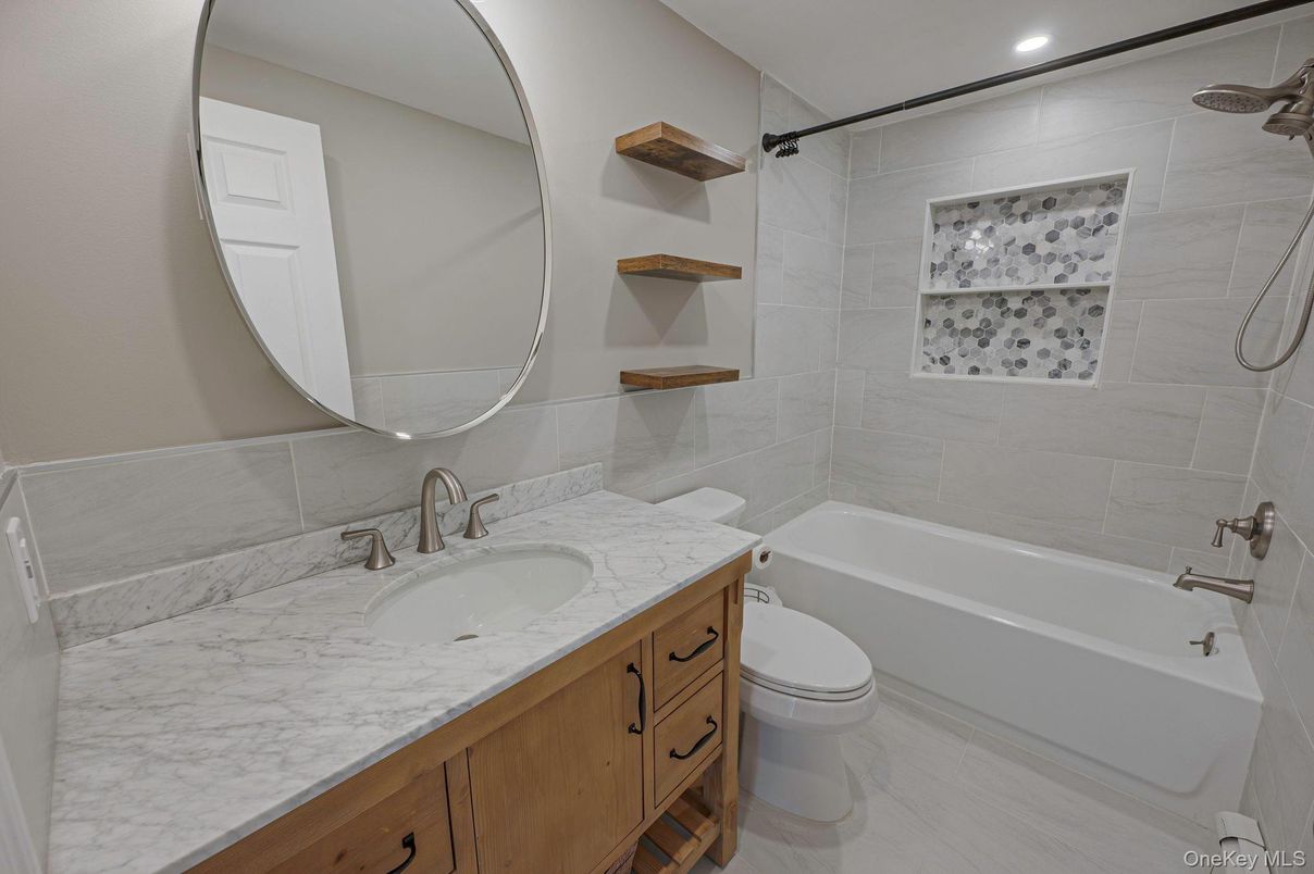 Bathroom, Interior, Marble, Recessed Lighting