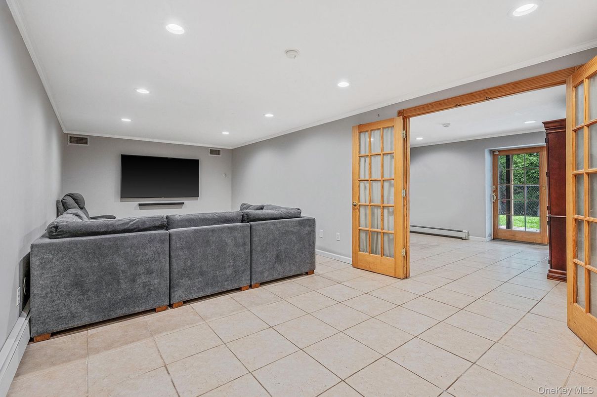 Interior, Living room, Recessed Lighting