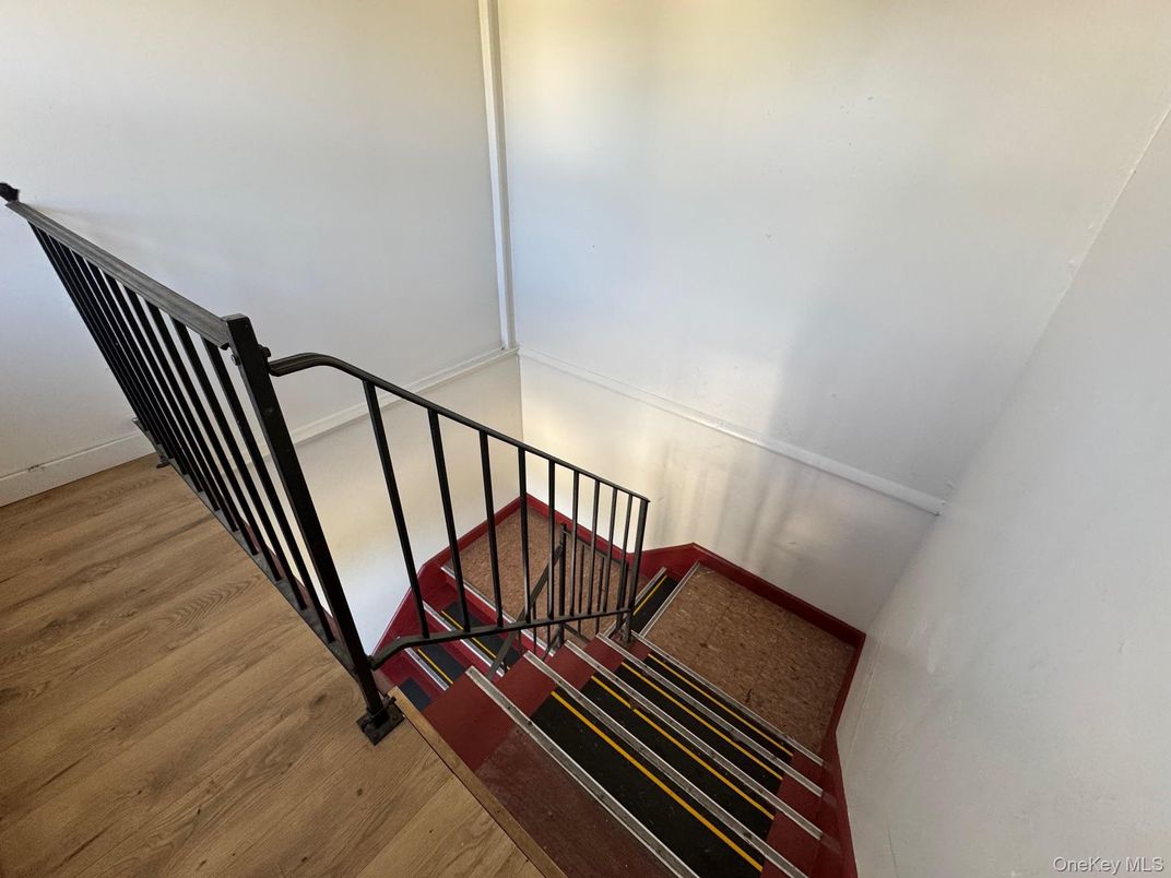 DE Listing image placeholder