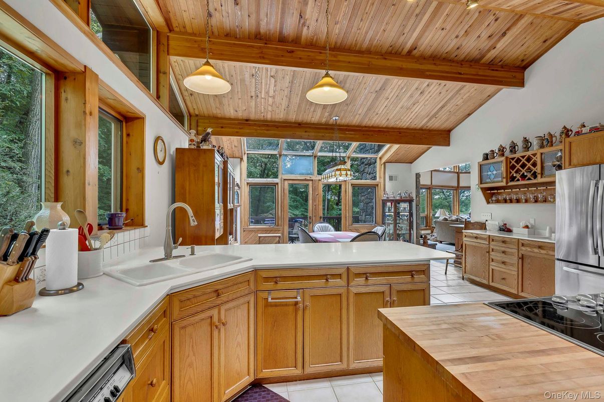 Interior, Kitchen, Pendant Lights, Wooden Beams, Wooden Ceilings